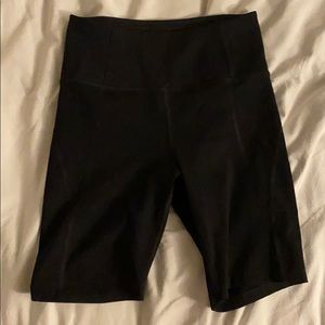 Girlfriend Collective black bike shorts- size S